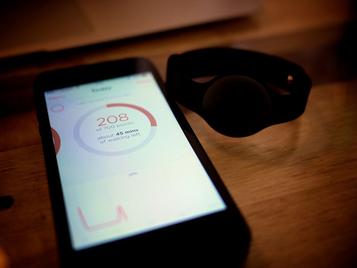 misfit shine app and device